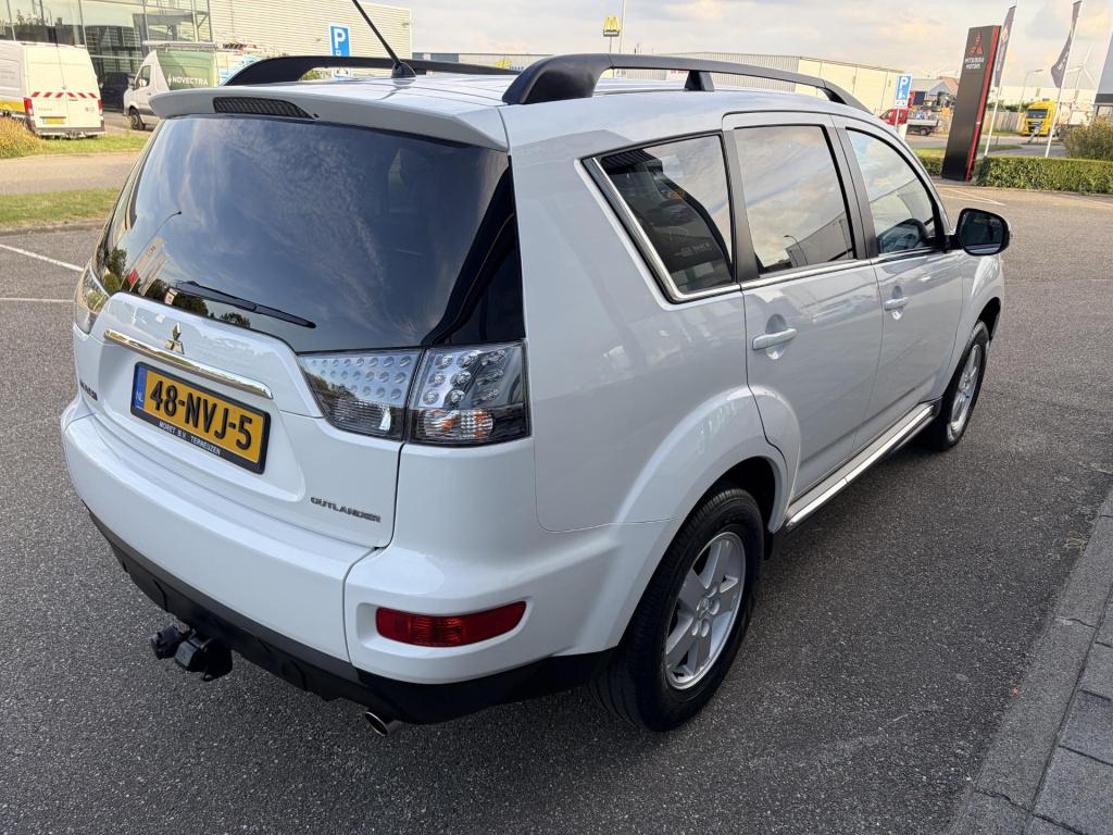 Mitsubishi Outlander 2.0 intro edition automaat