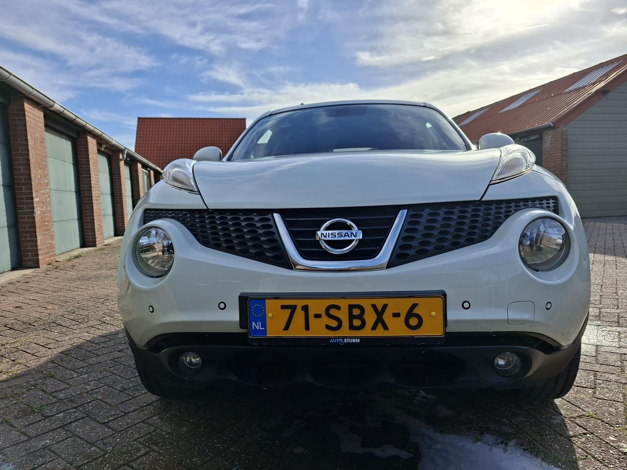 Nissan Juke 1.6 Dig-t 4WD CVT 2011 Wit