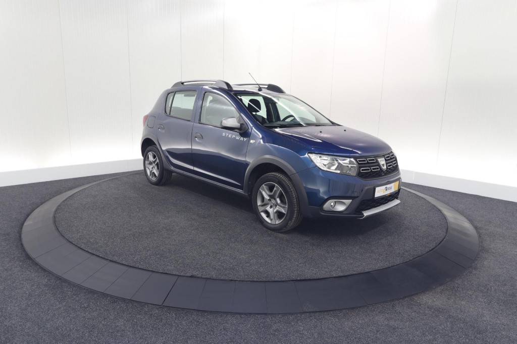 Dacia Sandero Stepway tce 90 sl | navigatie | parkeersensoren | airco