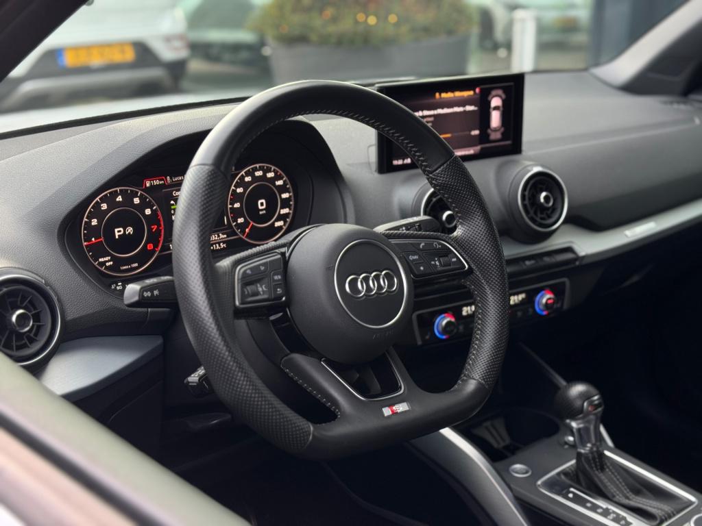 Audi Q2 35 tfsi s-line * virtual cockpit * keyless * matrix led
