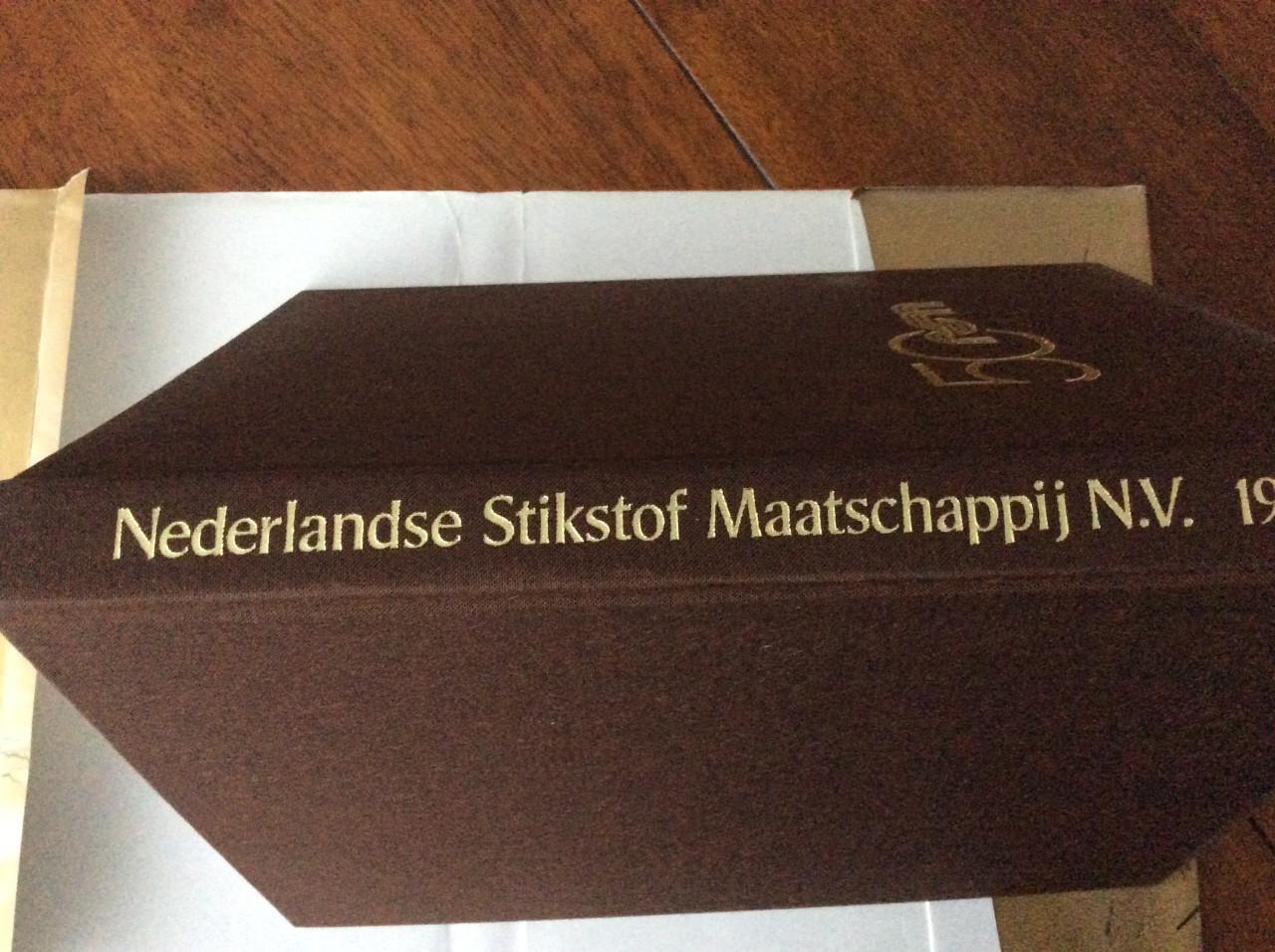 Van kiem tot korrel.  Nederlandse Stikstof Maatschappij.  Jaar: 1929-1979.