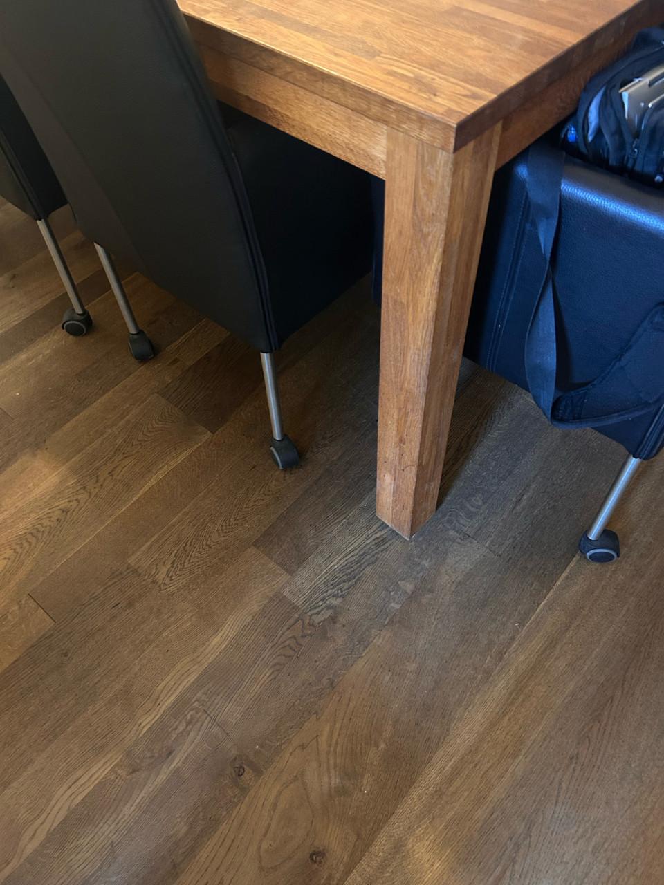 Eettafel eikenhout