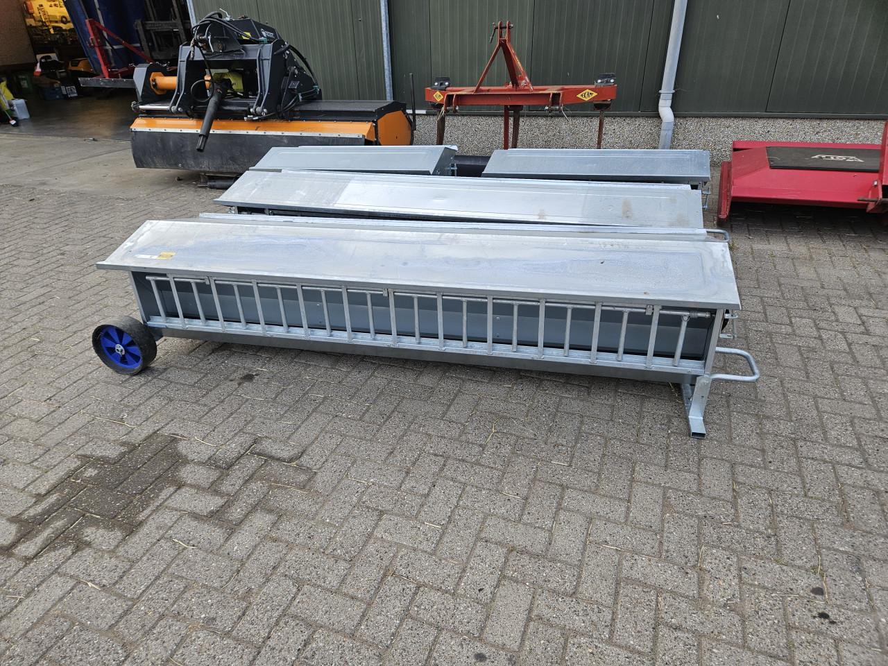 Creepfeeders lammerenvoerbak