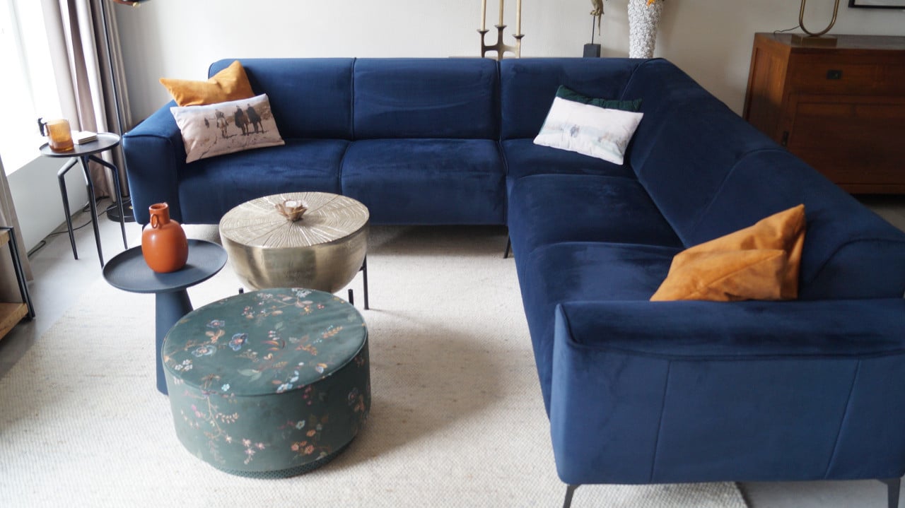 LIVIN24 Scandinavische hoekbank Vegas, stof velvet blauw 2,7 x 2,7 Meter.