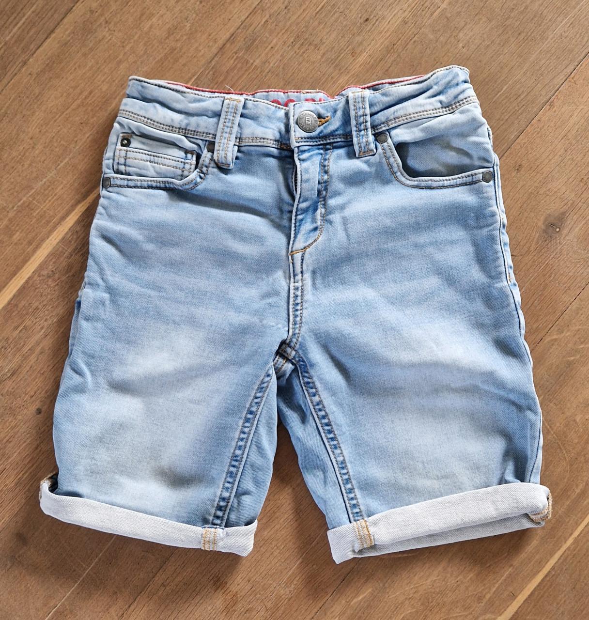 Jongens kleding maat 140