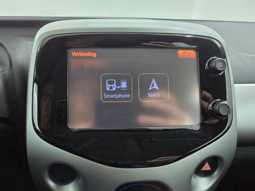 Toyota Aygo occasion 1.0 vvt-i x-play | zwart | tweedehands toyota aygo | a
