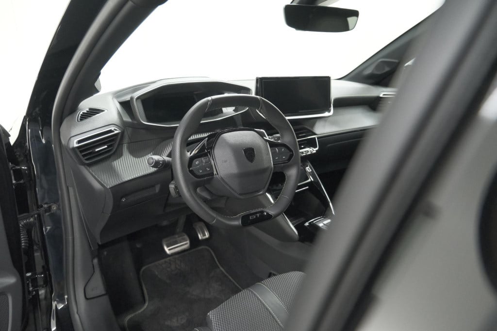 Peugeot 208 hybrid 136 e-dcs6 gt | 360 camera | adaptieve cruise control | 