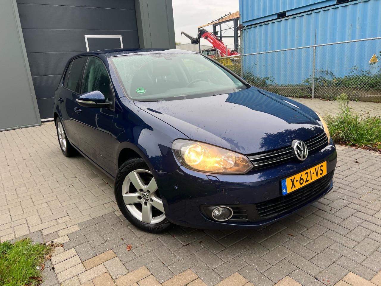Volkswagen Golf 1.2TSI Highline Bluemotion