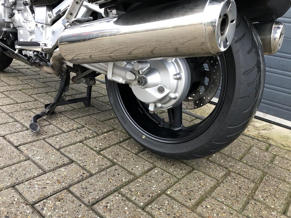 Fraaie Yamaha FJR1300 uit 2013 met 45 dkm, cruisecontrol, topkoffer €8750,-