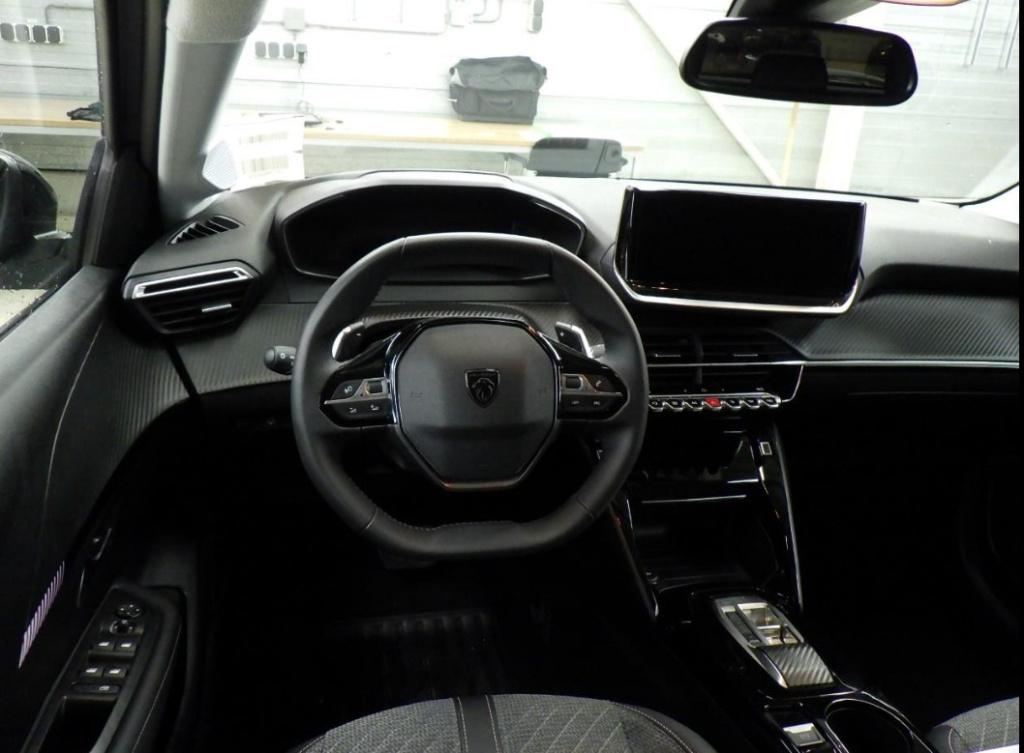 Peugeot 208 allure 1.2 mild-hybride 100pk automaat (e-dcs6) navigatie met a