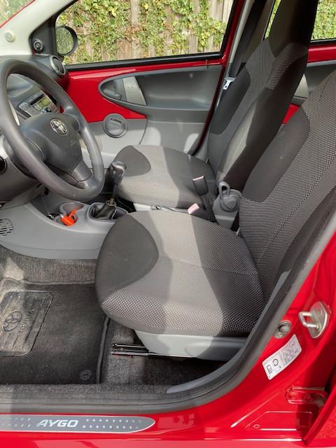 TOYOTA AYGO SPORT APK 12-04-2027