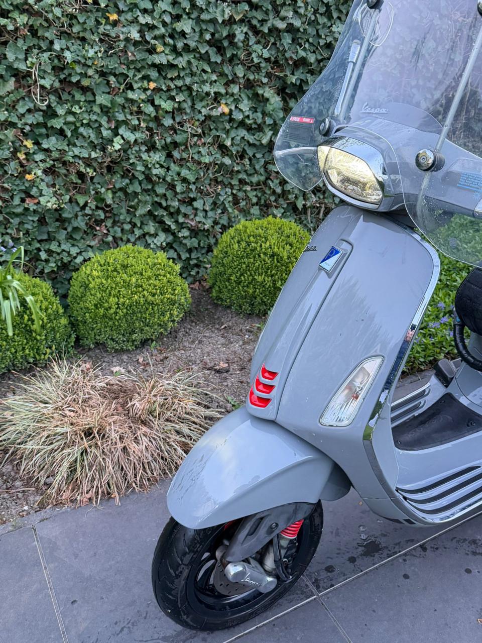 Vespa Sprint 2018 I IGET I Nardo Grijs I 23800 KM I