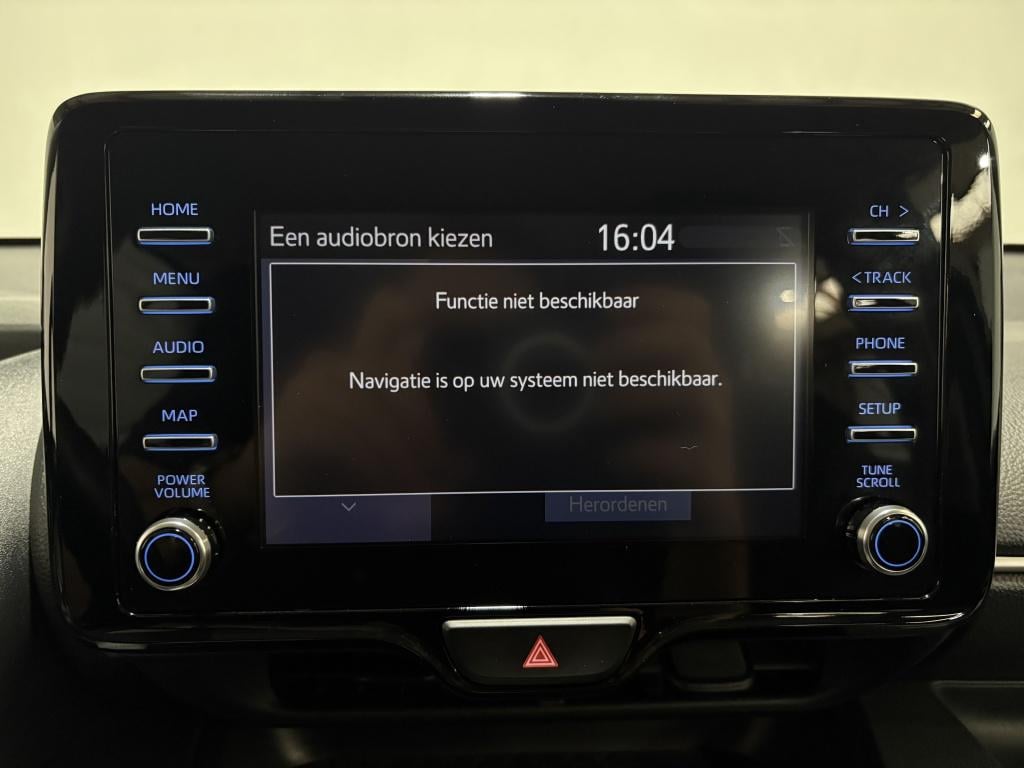 Toyota Yaris 1.5 hybrid dynamic | trekhaak |