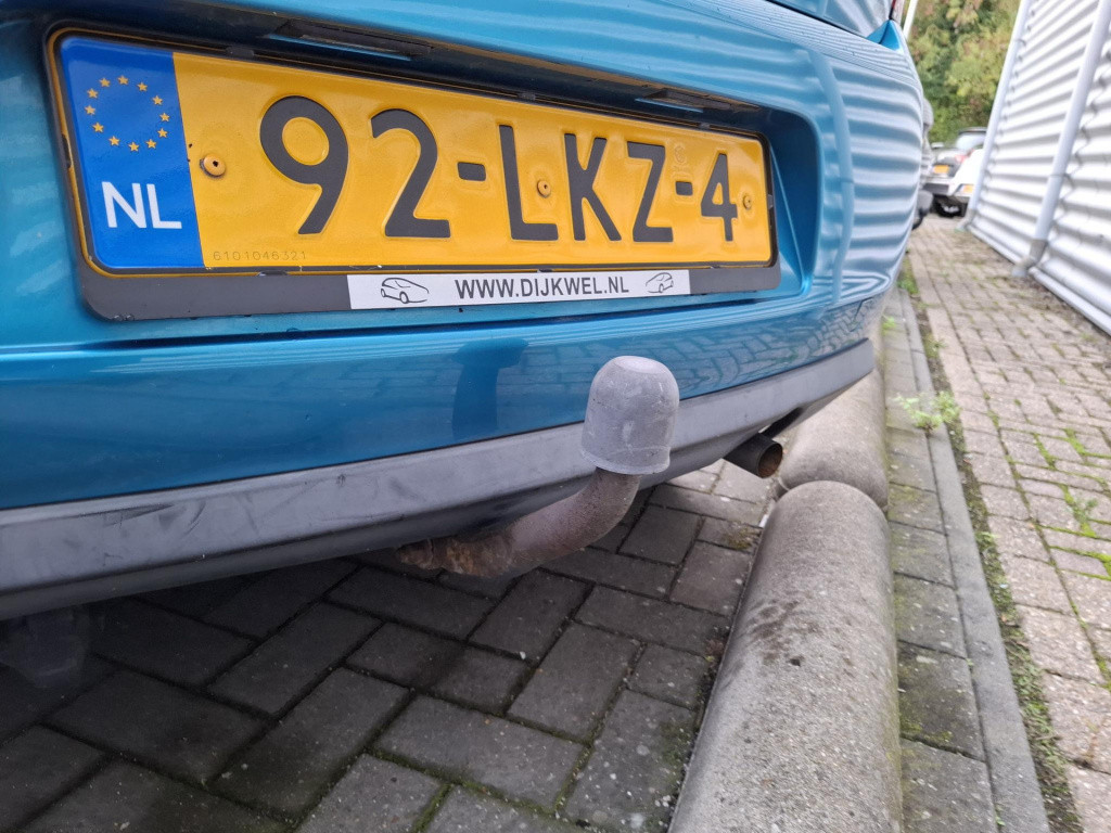 Citroen C3 1.4i dynamique pano/airco/cruise/trekhaak