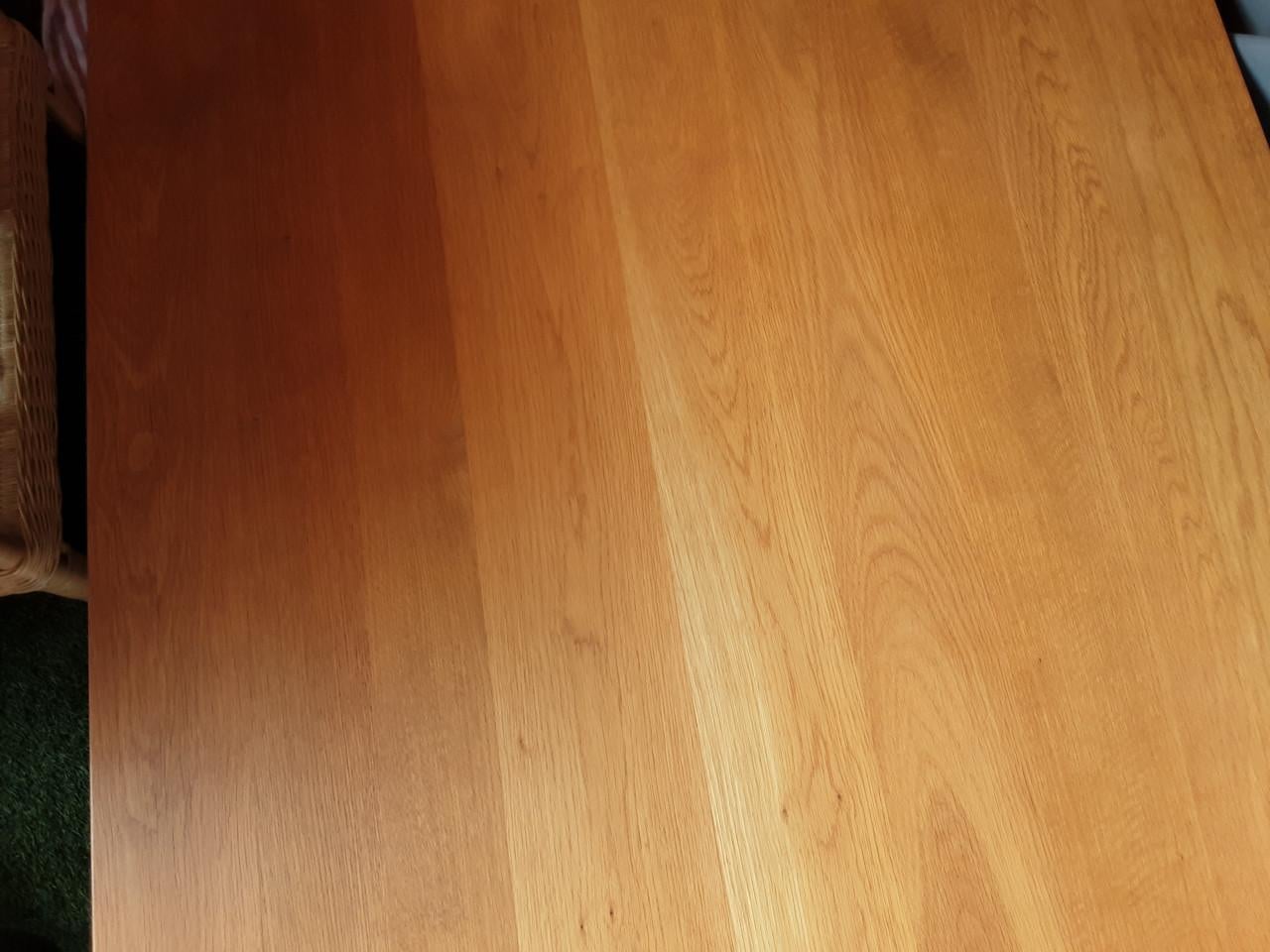 Prachtige  salontafelmetaal met hout ziet er als nieuw  uit