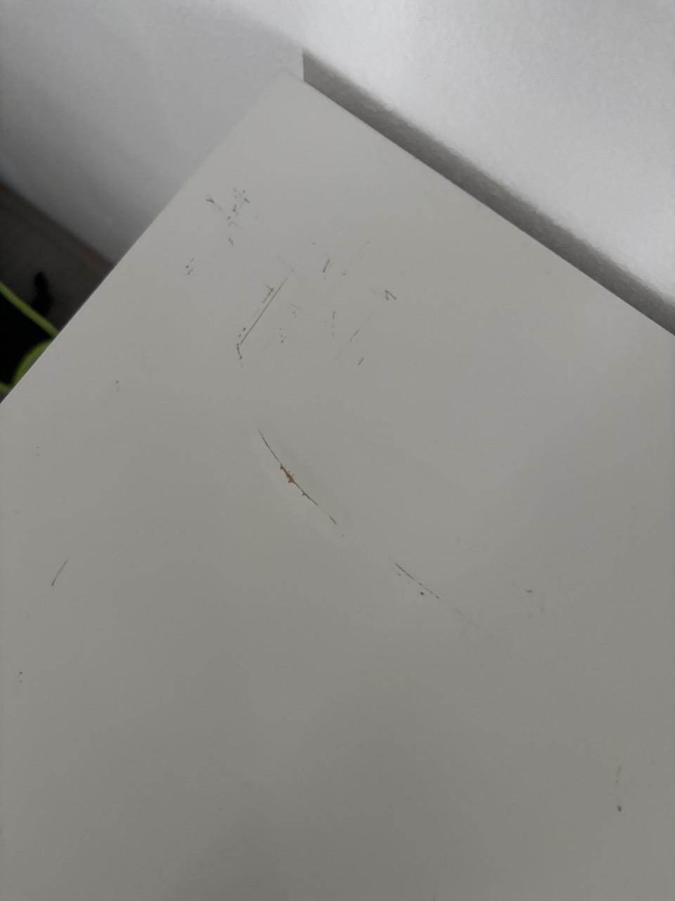 Klein bureau / make-up tafel