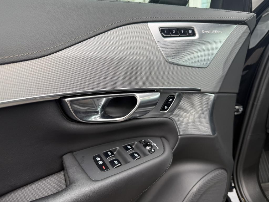 Volvo XC90 t8 455pk recharge ultra bright| panodak| b&w sound| adap.cruise|