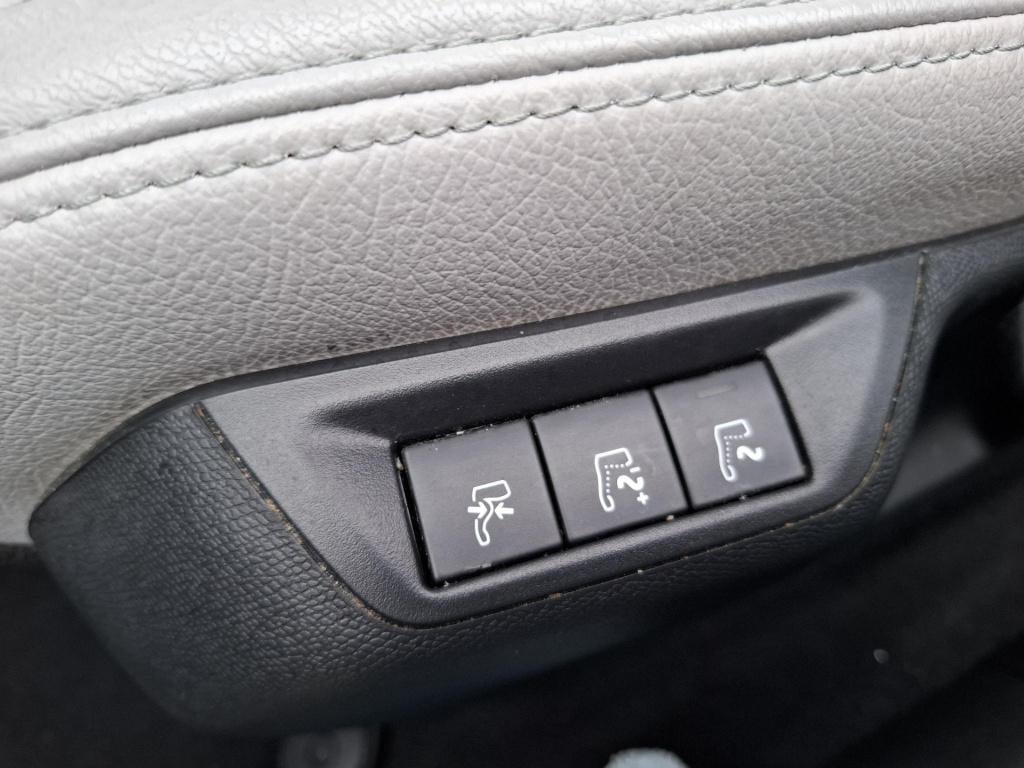 Peugeot 308 sw 130 allure eat8 automaat pano/leder/nav/cam