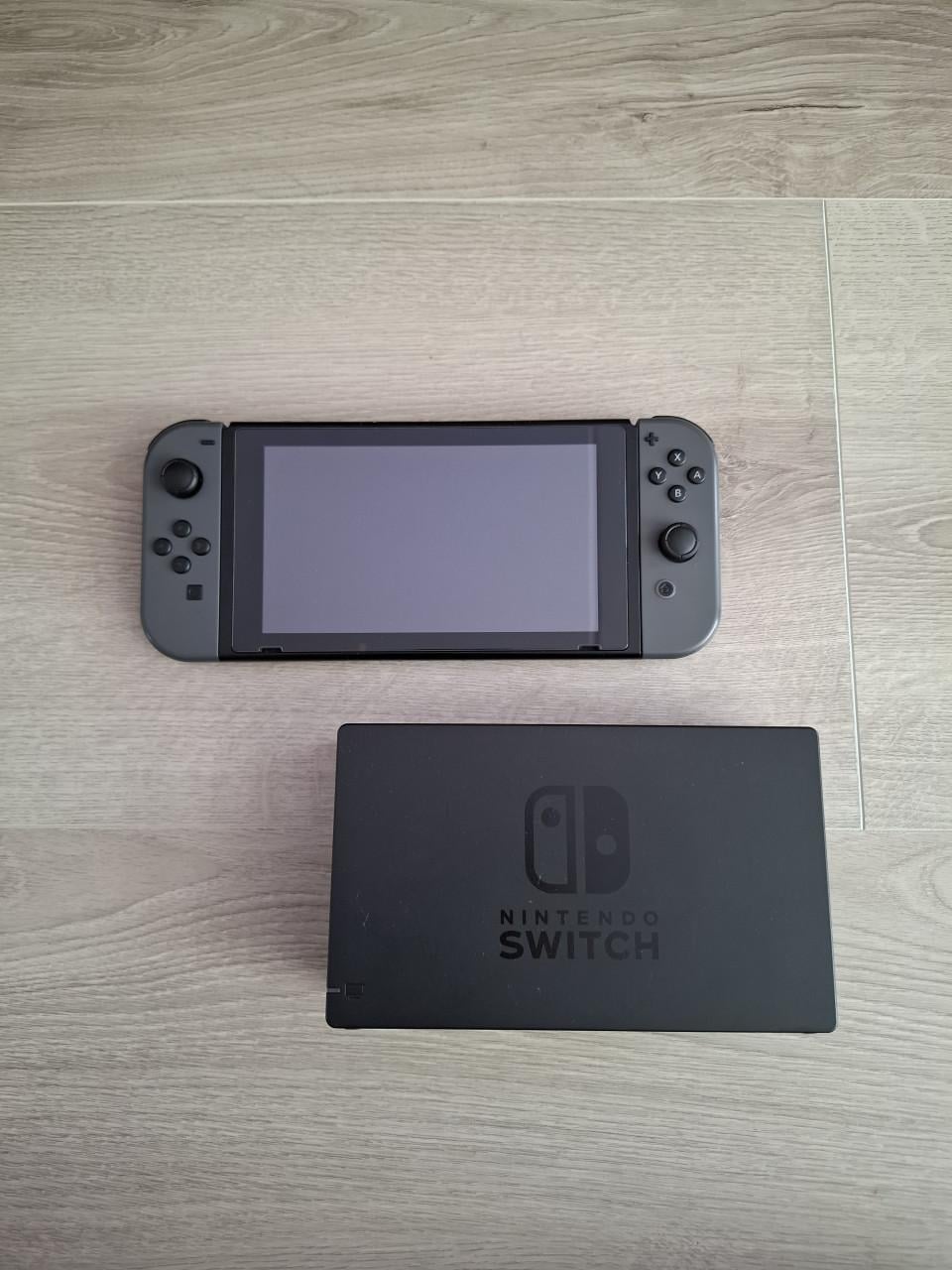 Nintendo Switch Grey