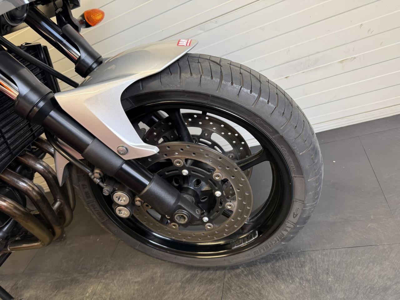 Yamaha FZ6 Fazer | Compleet | Topkoffer | Zeer netjes