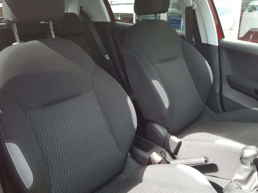 Peugeot 208 1.2 vti 82pk 5d style navigatie | airco | cruise control | blue