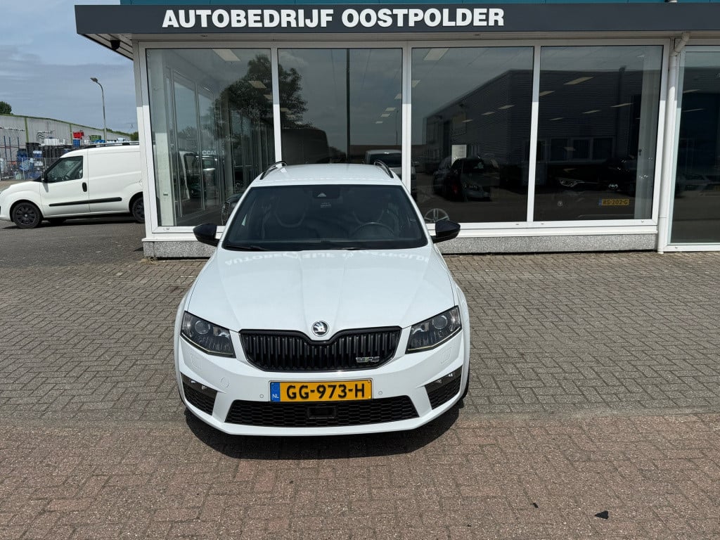 Skoda Octavia combi 2.0 tsi rs