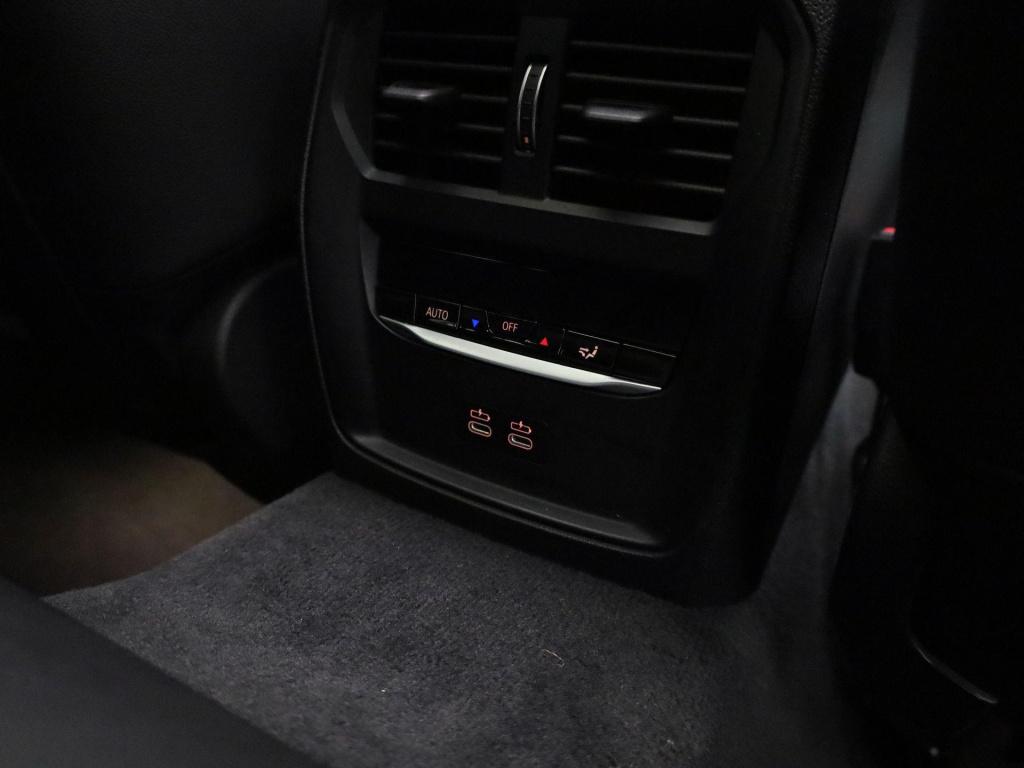 BMW 3-serie touring 320e business edition plus | automaat | lmv | navigatie