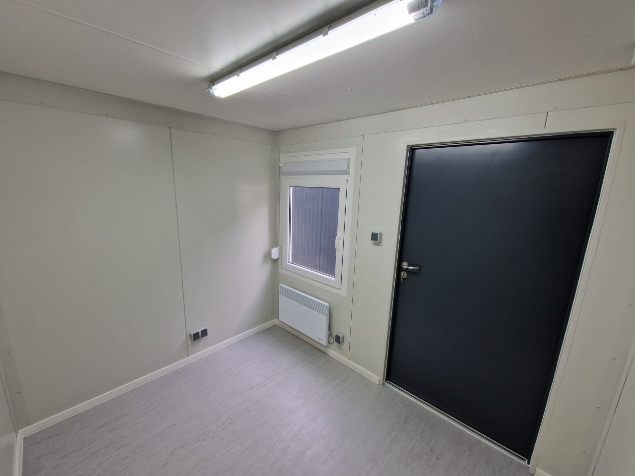 Nieuwe 20ft combinatiecontainers / combicontainers 600x244cm