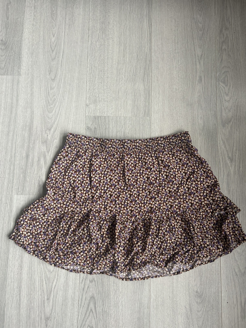 Rokje bloemenprint rood, paars maat 36, merk JdY