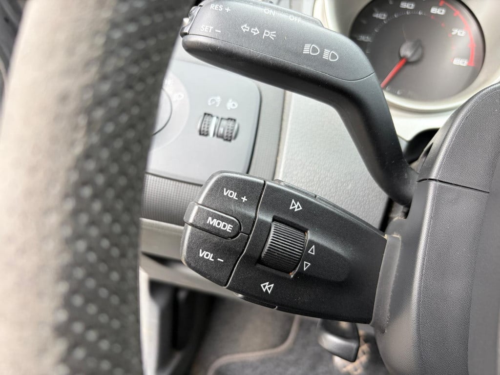 Seat Ibiza 1.4 stylance/cruise ctrl/airco/metallic/