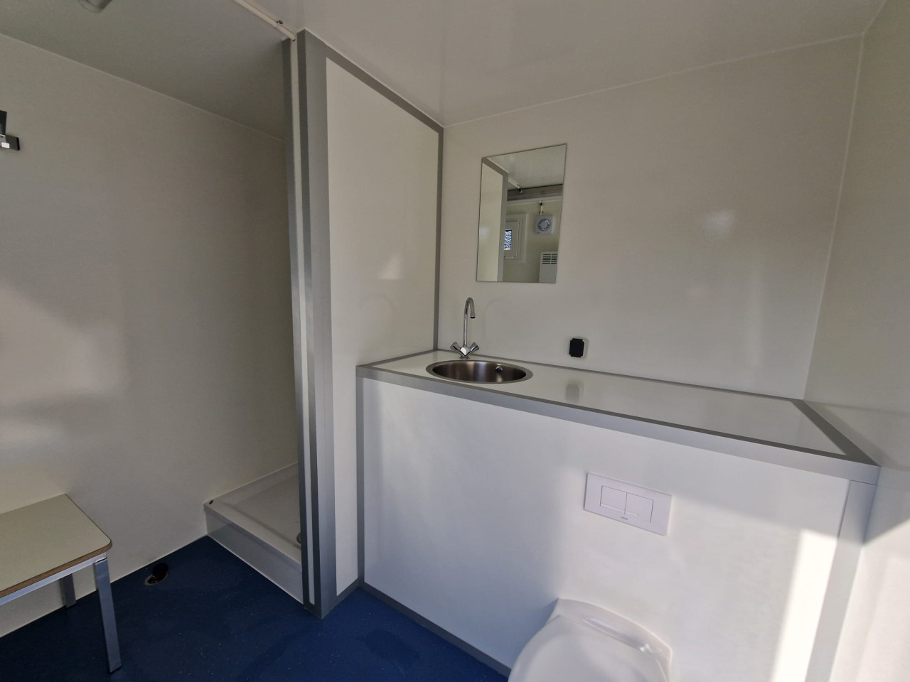 Mobiele badkamer / nooddouche / tijdelijke douche te huur