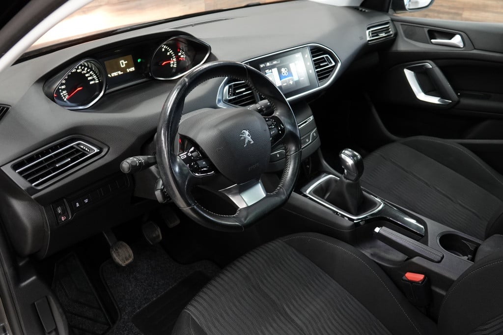 Peugeot 308 sw 1.2 puret | cruise | pdc | dab |
