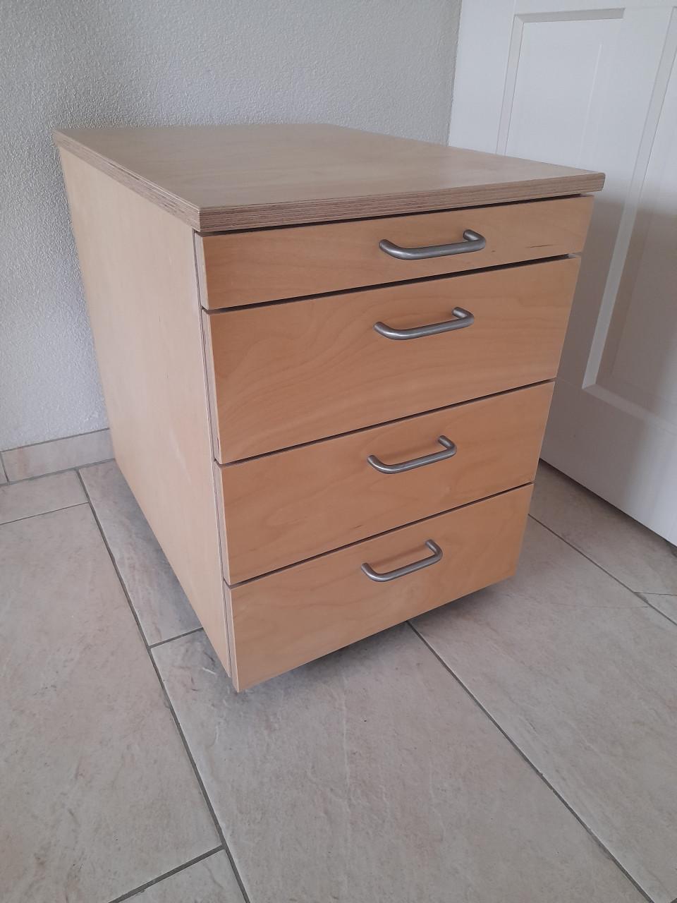 Ladenkast / ladenblok  voor onder bureau (in goede staat ) 60 x 44 x 59H