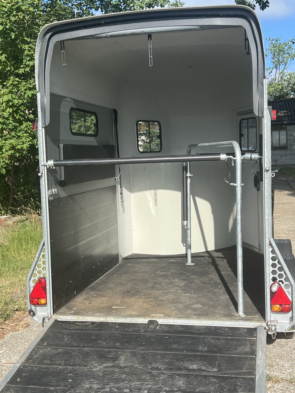 Tweepaardstrailer 2023