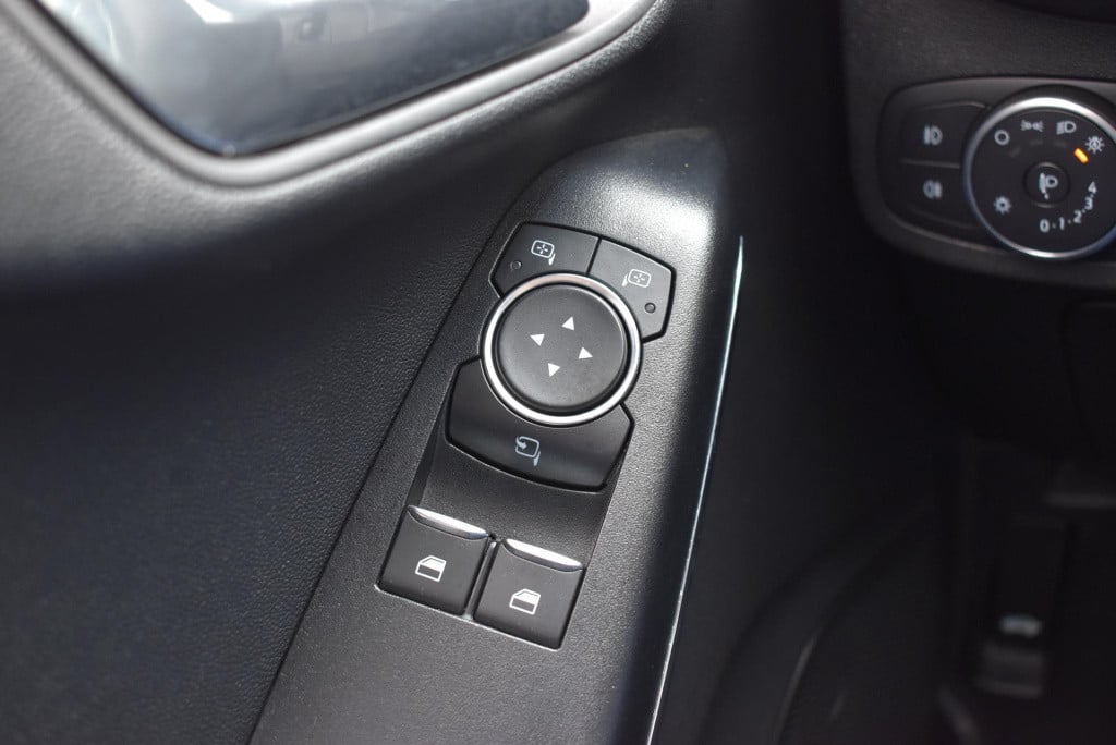 Ford Fiesta 1.0 ecoboost titanium | climate control | cruise control | acht