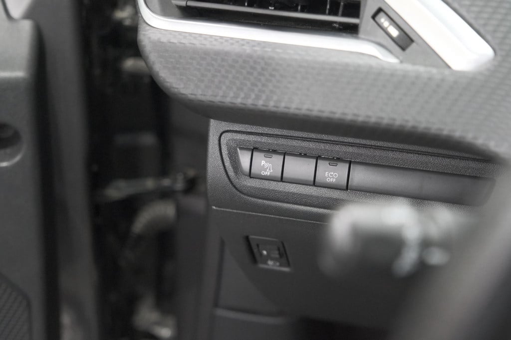 Peugeot 2008 puretech 110 gt-line | camera | apple carplay | navigatie | pa