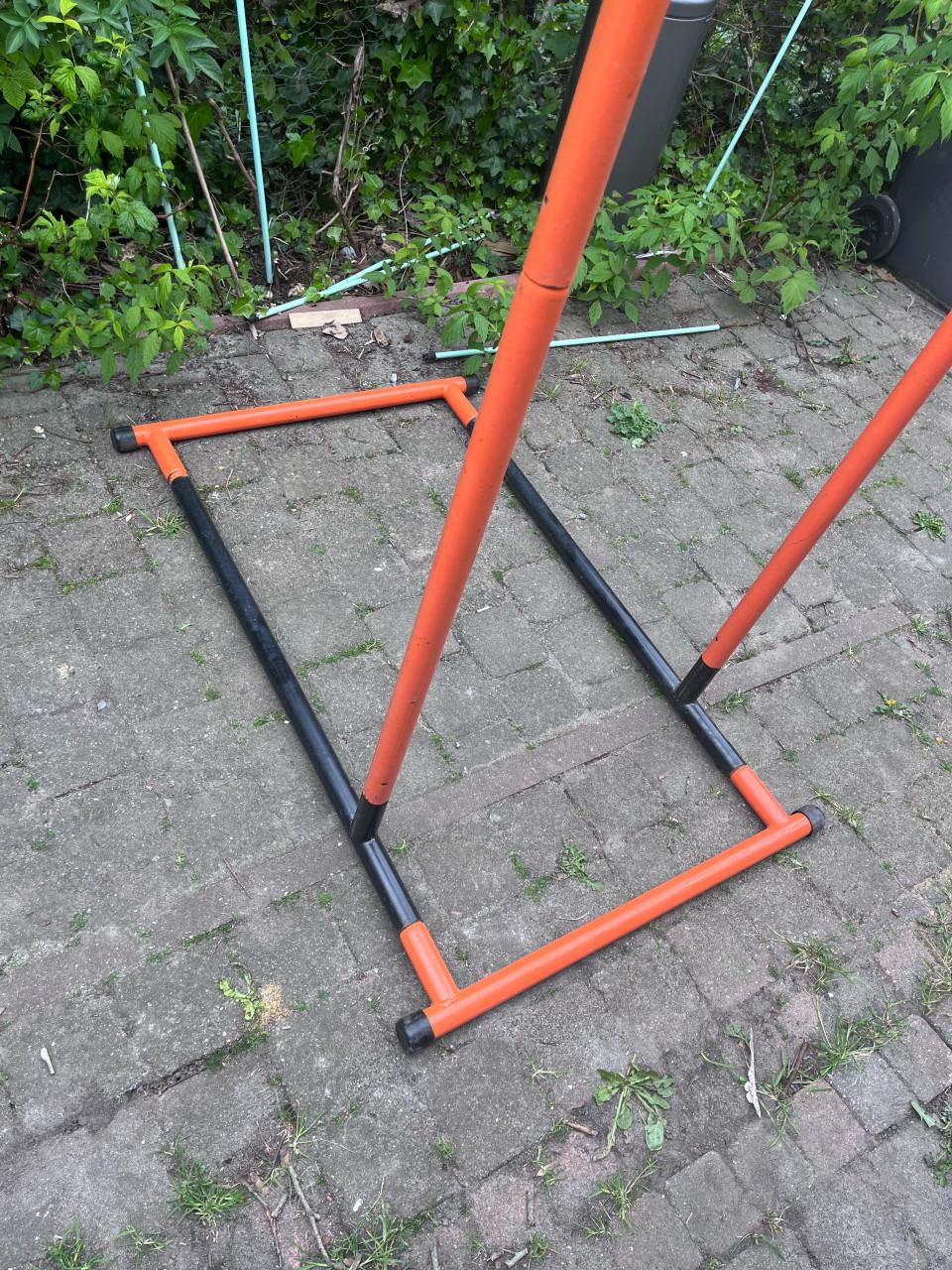 Portable fitness rack