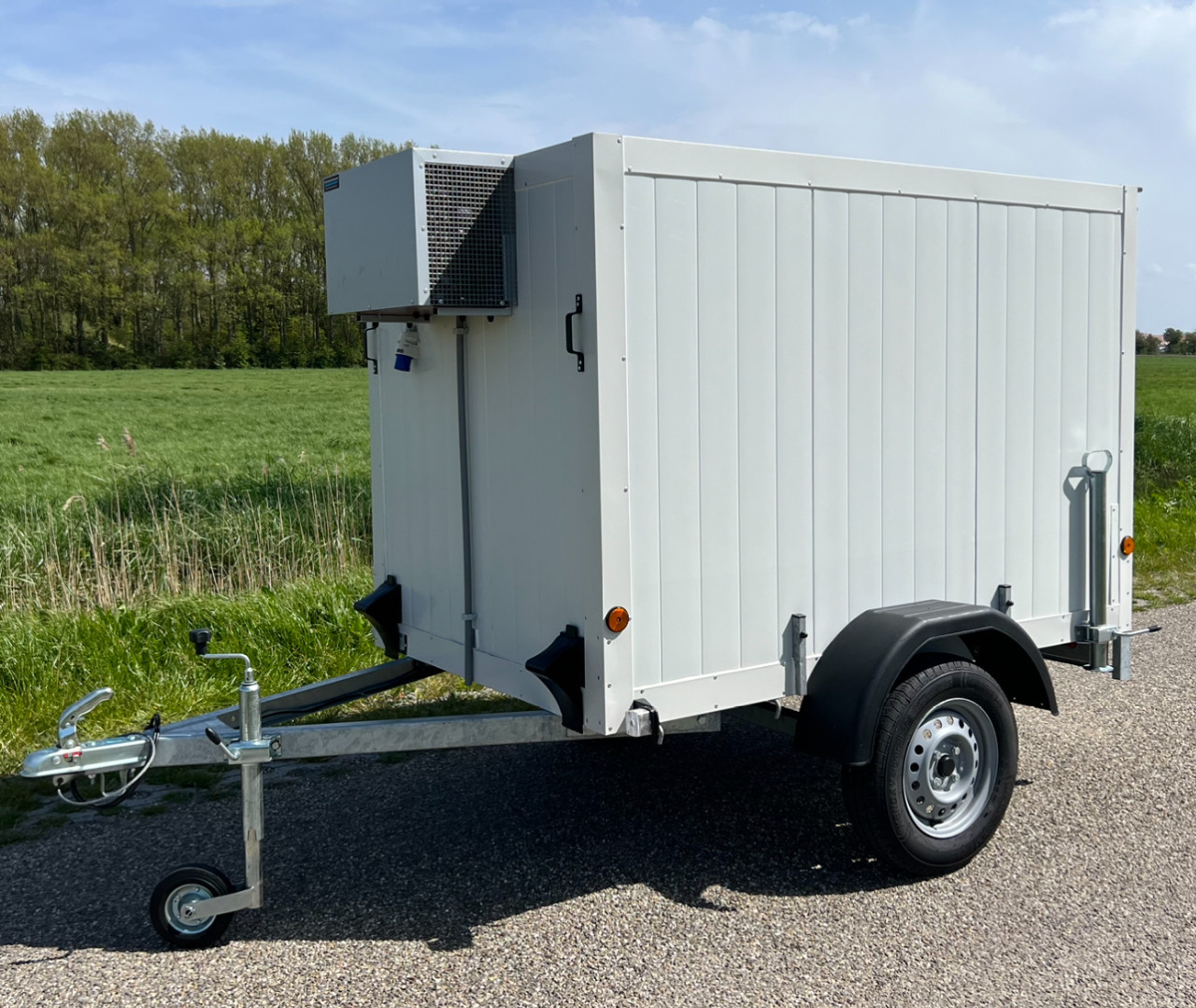 Koelwagen verhuur  aanhanger4u
