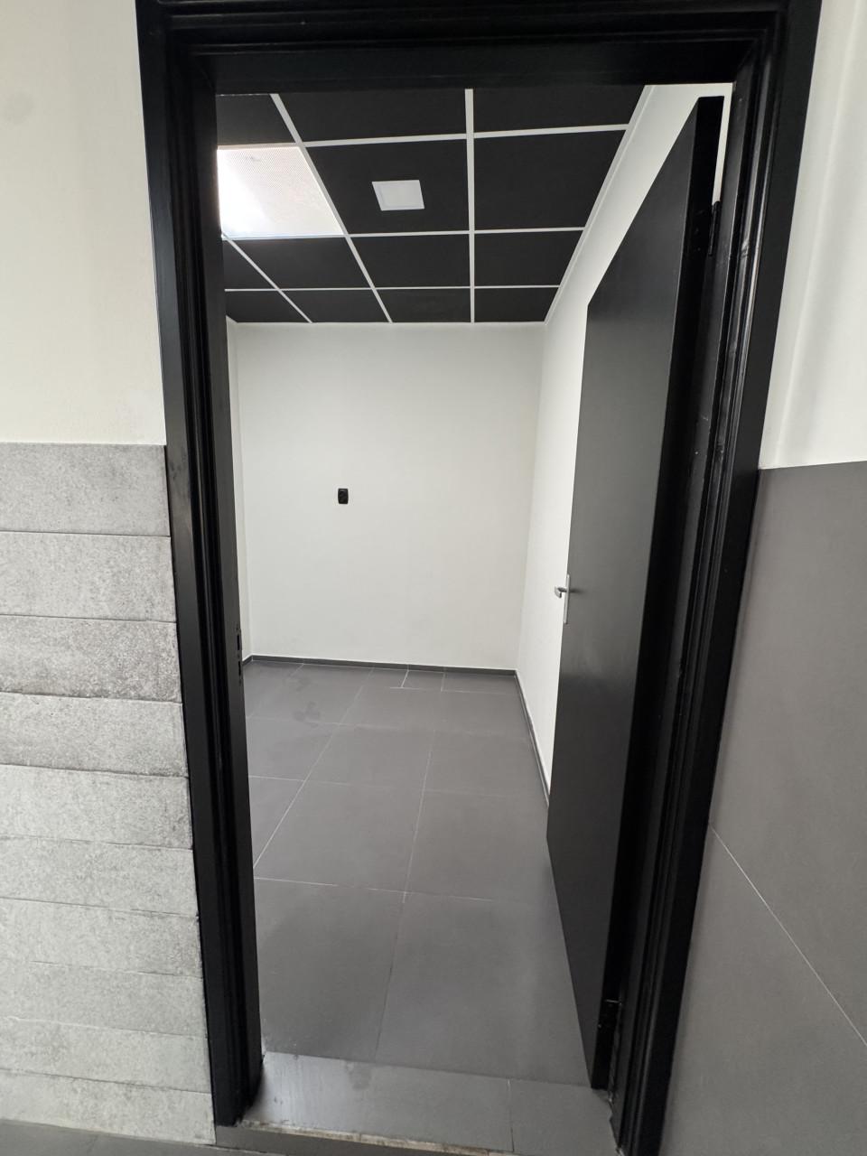 Magazijn-/bedrijfsruimte van 150 m²