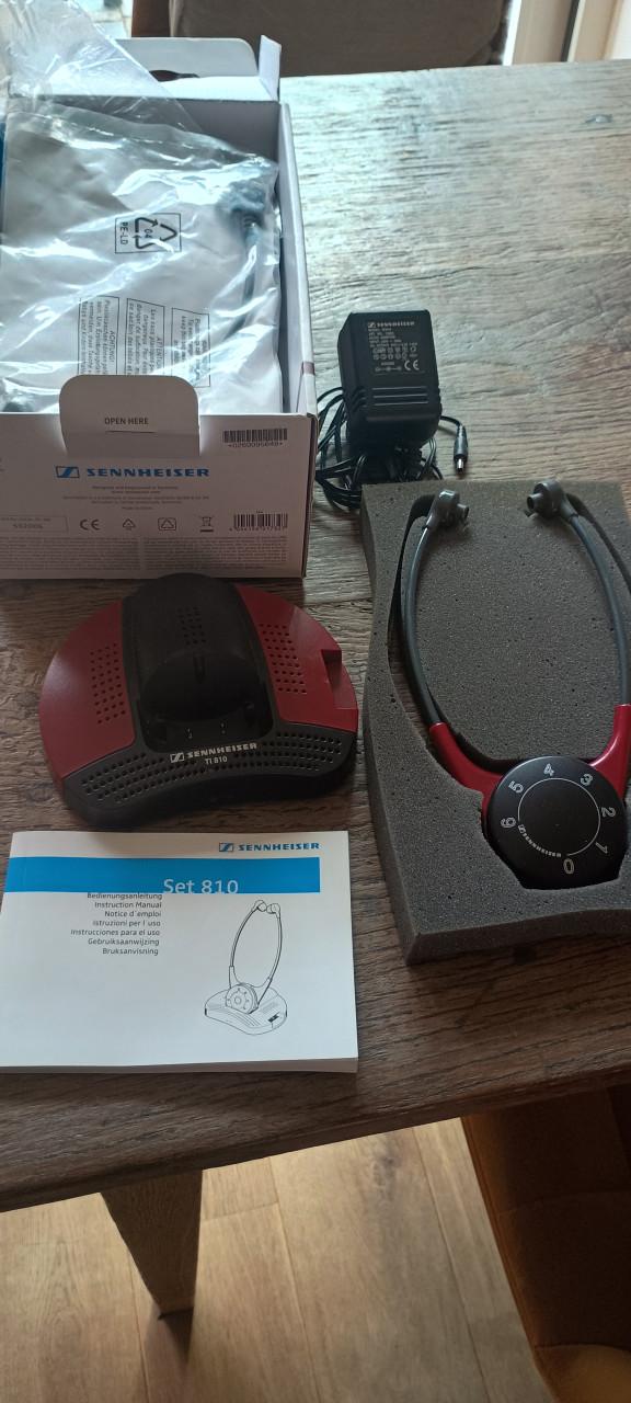 Sennheiser 810