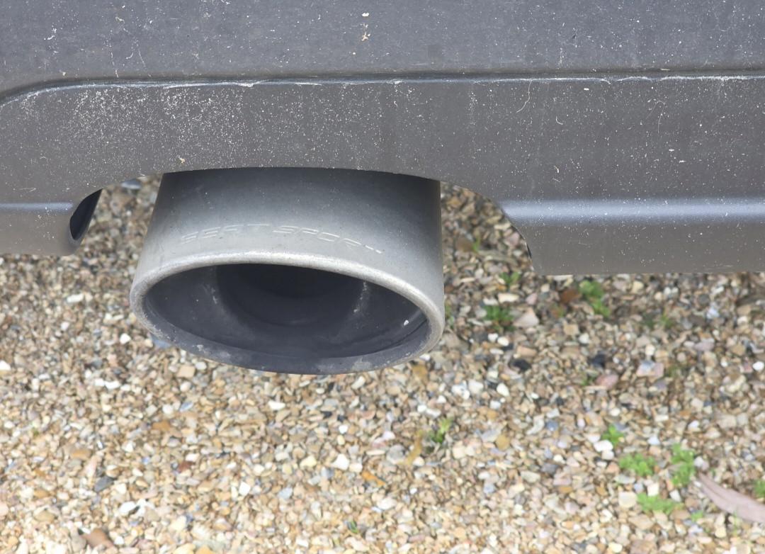 Seat Ibiza 5drs airco cruise 17 inch velgen met pirelli sportbanden