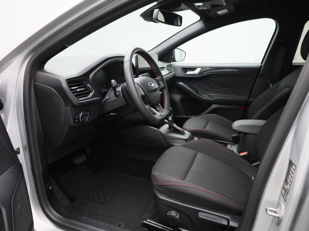 Ford Focus st line | automaat | climate control | cruise control | navigati