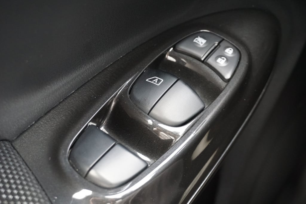 Nissan Juke 1.2 dig-t s/s connect edition climate / navi / camera / cruise 