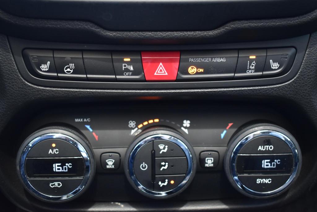 Jeep Renegade 1.4 multiair limited | climate control | cruise control | tre