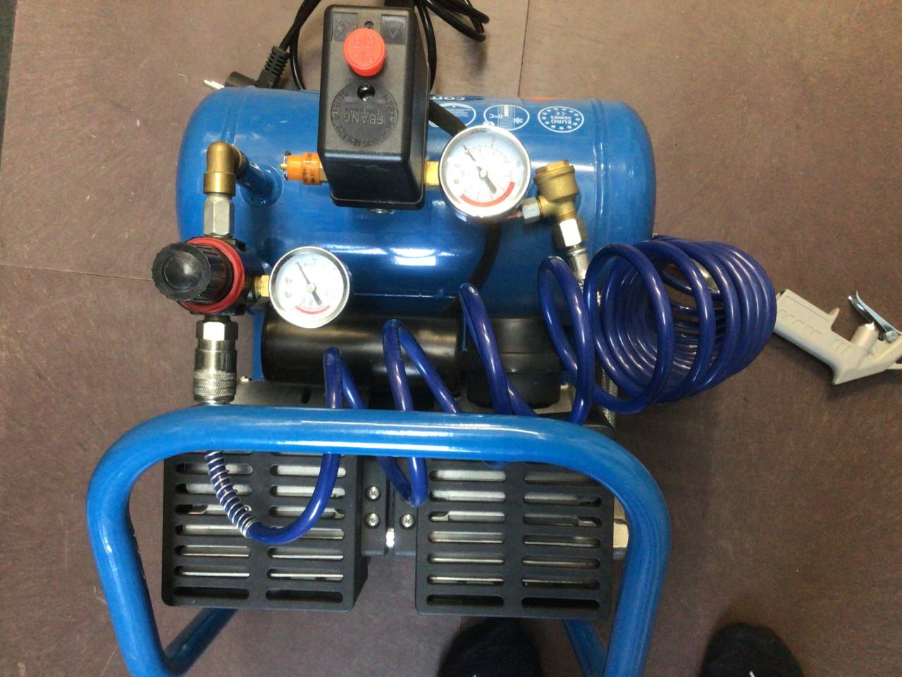 Compressor klein en stil