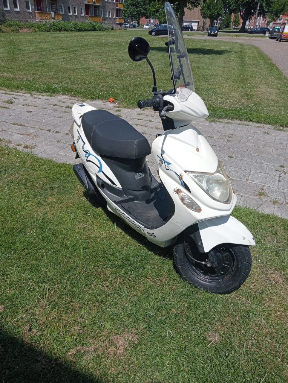 Te koop: BTC City brommer – 49cc – Blauw kenteken