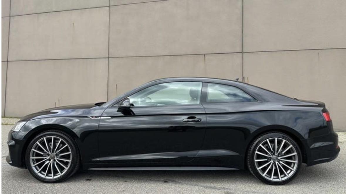 Audi A5 2.0 TFSİ S-Line 2017 Ultra S-Tronic Zwart