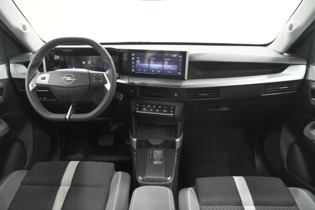 Opel Frontera 1.2 turbo hybrid 136 gs | allseason banden | comfort pakket |