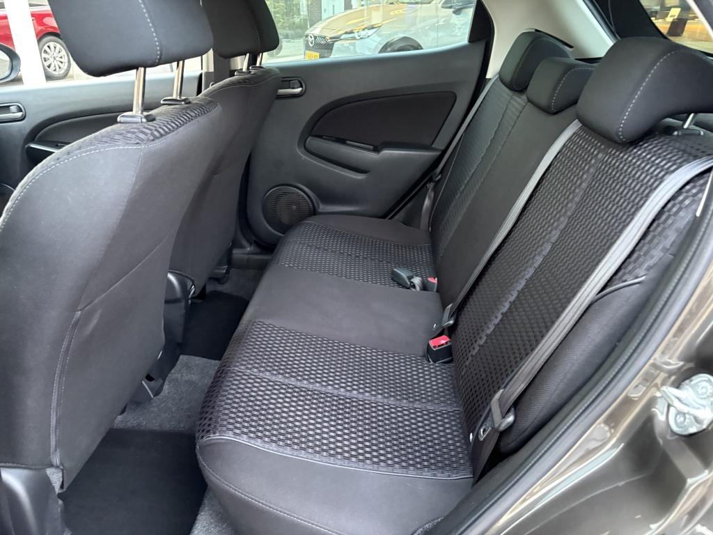 Mazda 2 1.3 silver edition