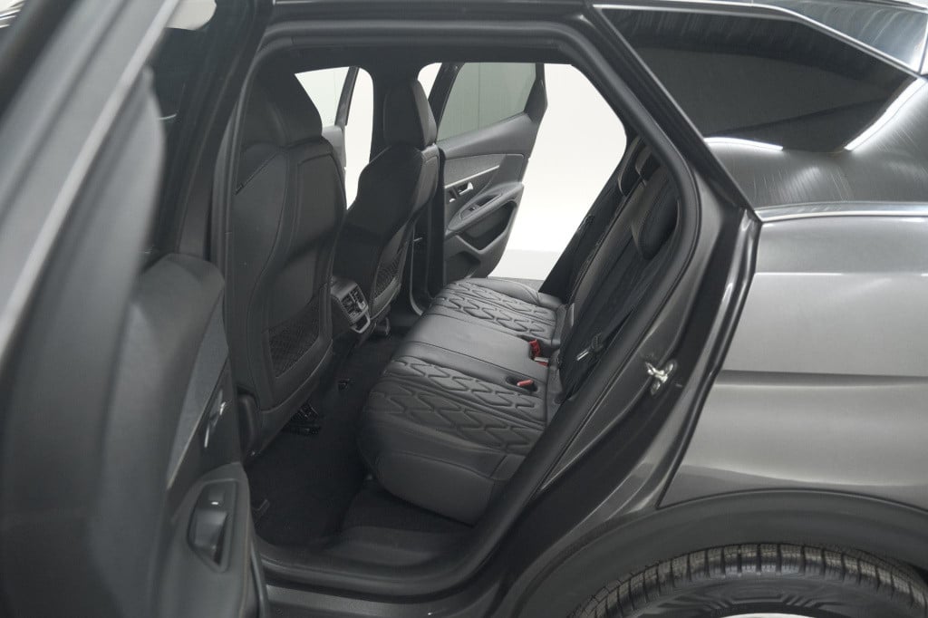 Peugeot 3008 1.6 puretech 180 gt line | camera | dodehoekdetectie | adaptie